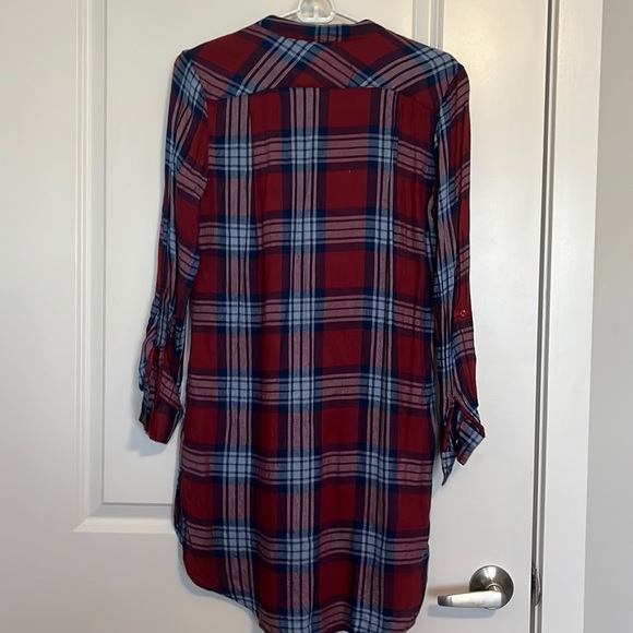 Francesca’s plaid three quarter length dress. Dark red and blue plaid. - Picture 2 of 3